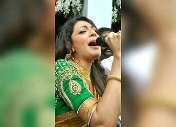 Dirty Mouth Facial, Jsn