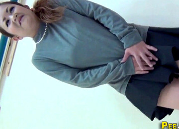 Chinese, Japanese Pee