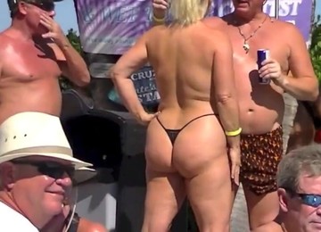 Amazing Homemade Public Porn Video