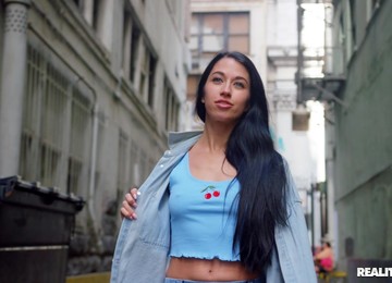 Random Girl Follows This Man To His Hotel Room For Insane Sex