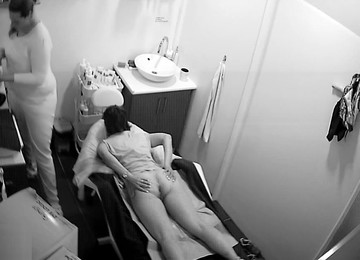 Hidden Spy Cam - Russian Beaty Salon - Pussy Depilation 01