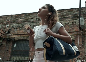 Slim Dancer Liv Revamped Is Fucke Din Her Anal Hole On A Fit Ball