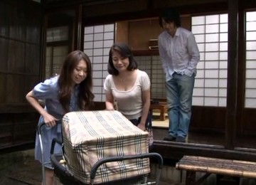 Slutty Japanese MILF Gets Pounded Hard In POV Video