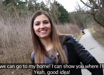 Close Up Video Of Adorable Eufrat Mai And Suzie Carter Having Sex