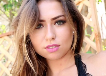 Gorgeous Melissa Moore Knows How To Make A Penis Erected