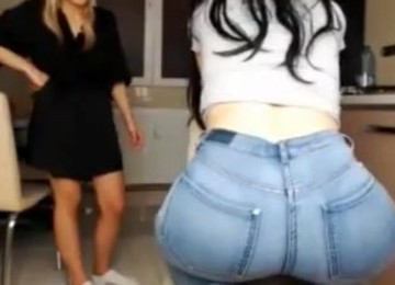 Round Butt In Jeans