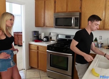 Rachael Cavalli New Knob For The New Stepmom