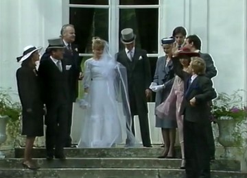 French Chicks Suck Dicks Through Glory Holes With Elegance