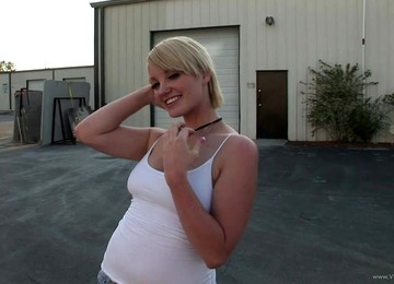 Aliyssa Moore Shows Off Her Big Tits And Ass In Public