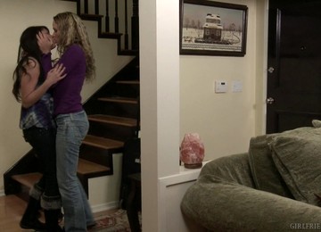 Babes In Thongs Kiss And Lick Their Soaking Wet Pussies