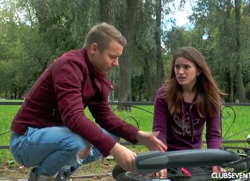 Cute Babe Evelina Darling Is Shamelessly Sucking And Fucking On Camera