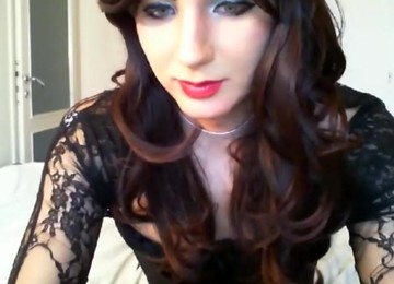 Hot Crossdresser Hannalh Cd In Black Cums