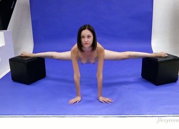 Slender Russian Teen Galina Markova Does The Splits And Shows Bald Pussy