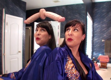 Hairy Pussy Mature Wife Betty Jones Drops Her Panties To Ride A Dildo