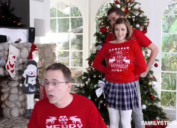 Gorgeous Teen Riley Mae Surprises Her Stepbrother With Christmas Fuck