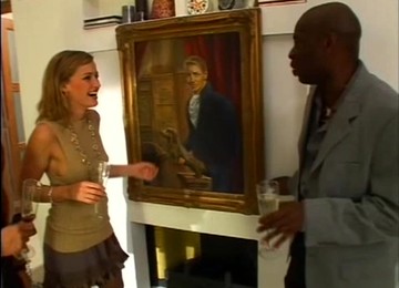 Hot Babe Is Gonna Fuck Hung Black Dude