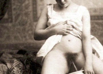 Student Pissing, Chinese Femdom