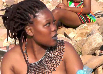 Downblouse, Dark Nipples