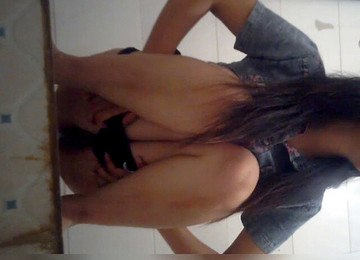 Amateur Hot Sluts Spied Pissing In Toilet