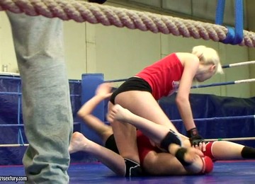 Backstage Vid Of Amazing Catfight With Blonde & Brunette Babes