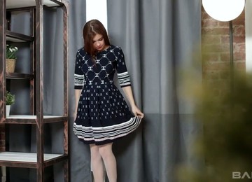 Redhead Marvelous White Girl With Beautiful Mouth Sensually Sucks Dick