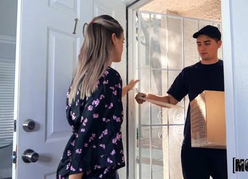 Caught Fingering Herself Babe Lexie Fux Doesn't Mind Working On Cock