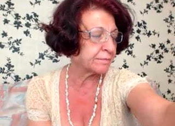 Granny With Sweet Tits 2