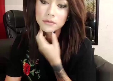 Kimberly Pumps Creamy Sperm From Her Big Knob - ShemaleDreamCams