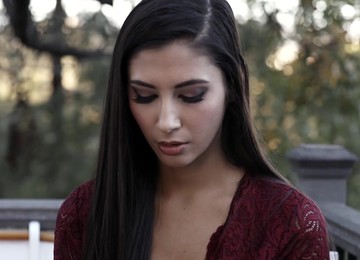 Seductress Gianna Dior Enjoys Casual Sex With One Barely Known Guy