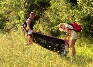 An Amateur Couple Has Raunchy Forest Sex During Their Picnic