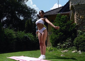 Fit Latina Wife Katrina Moreno Enjoys Getting Fucked After Yoga