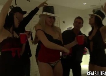 Darcy Tyler And Summer Bailey In A Hot Group Sex Party