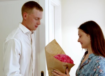 Smooth Fucking In The Morning With Hot Ass Girlfriend Semen