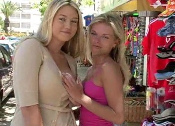 A Day With A Luscious Solo Model Alison Angel