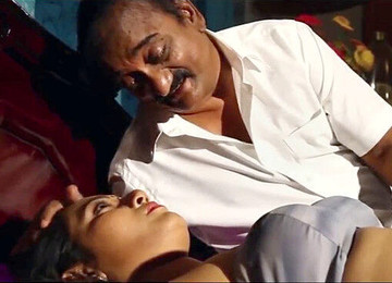 Man Rubs Ass And Pussy Of The Saree Aunty