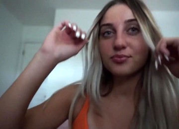 Amateur Girl Likes To See My Big Dick