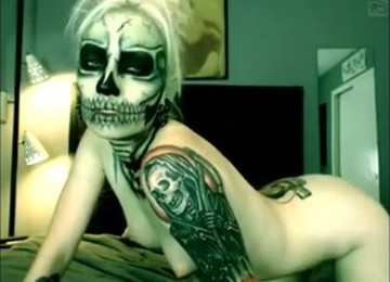 Perverted Slender Pale Frightening Gothic Webcam Nympho Went Solo