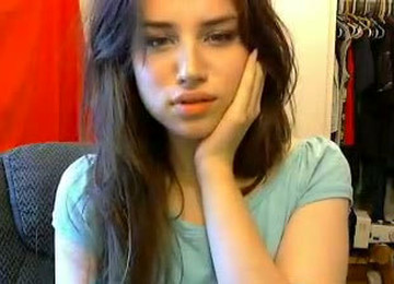 Super Hot Babe In Her Sexy And Short Dress Rub Her Tight And Fresh Pusy