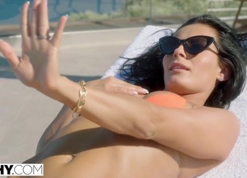 Lexi Dona Anal Love Making In Paradise