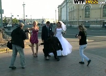 Crazy Sex Inside A Limo With Sexy Blonde Bombshell