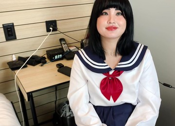 POV Video Of Jooni Kim Sucking A Large White Dick Of A Stranger