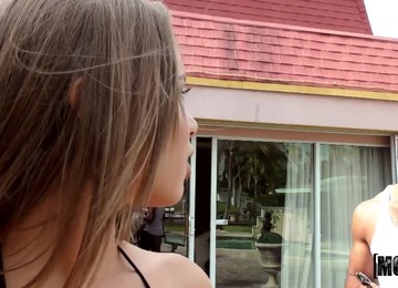 Rubbing Clit Charming Hot Nympho Liza Rowe Deserves Some Doggy Banging