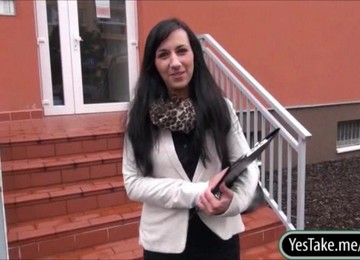 Pretty Agent Terra Sweet Pussy Nailed In Exchange For Cash