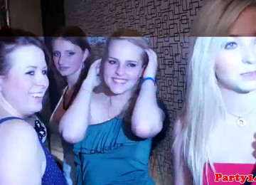 Real Party, Unerfahren, Orgasam Coming Out