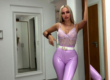 Leggings Ass, Hookers, Vorgeführt