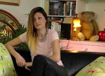 Eva Johnson Takes Off Her Leggings For A Stiff Pleasure Rod