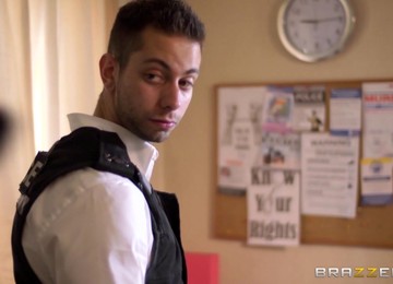 Loulou Is Drilled By A Massive Cock Before Being Fucked  +