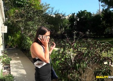 Mariah Moore Plays With A Dick And Gets Fucked In POV Sex Tape