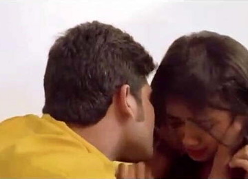 Married Indian Housewife Has Sex With Husband’s Friend