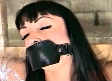 Summer In Extrem Bondage 1